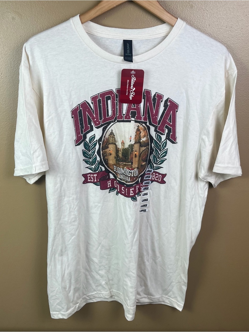 NEW IU Indiana Hoosiers Cream Graphic Tee Size Large